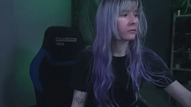 LexiWenford online show from 03-05-26, 03:02