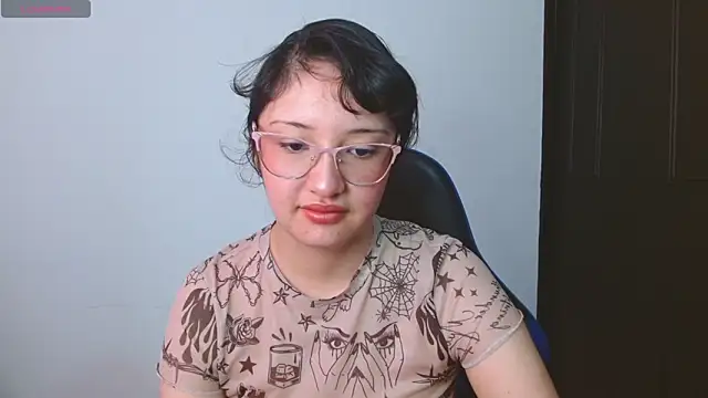 Snapshot of alexaa08 chatting on 02-03-26, 12:43 alexaa08 online show from 02-03-26, 12:43