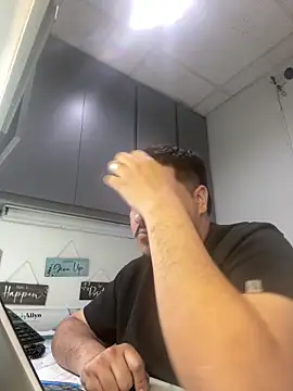 Snapshot of Detodo27 chatting on 03-10-26, 07:52 Detodo27 online show from 03-10-26, 07:52