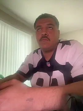 Snapshot of Detodo27 chatting on 03-14-26, 09:42 Detodo27 online show from 03-14-26, 09:42