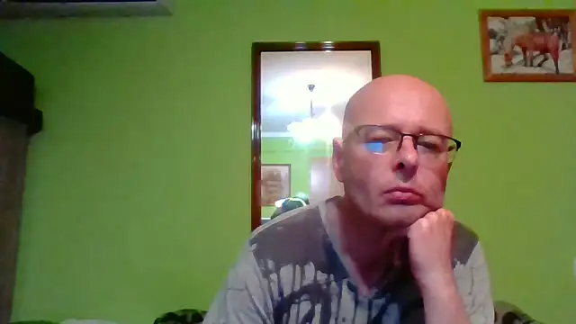 Snapshot of Tiger202441 chatting on 05-03-26, 08:04 Tiger202441 online show from 05-03-26, 08:04