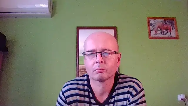 Snapshot of Tiger202441 chatting on 05-09-26, 05:40 Tiger202441 online show from 05-09-26, 05:40