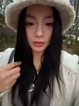 Snapshot of Asia-Melody chatting on 02-17-25, 10:51 Asia-Melody online show from 02-17-25, 10:51