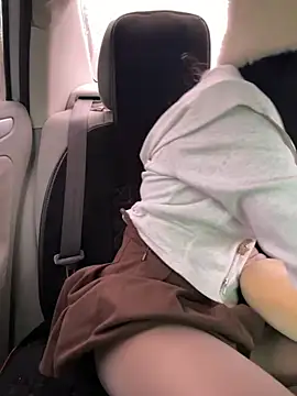 Snapshot of Asia-Melody chatting on 02-20-25, 09:00 Asia-Melody online show from 02-20-25, 09:00