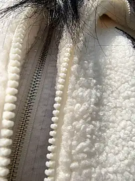 Snapshot of Asia-Melody chatting on 02-28-25, 06:32 Asia-Melody online show from 02-28-25, 06:32