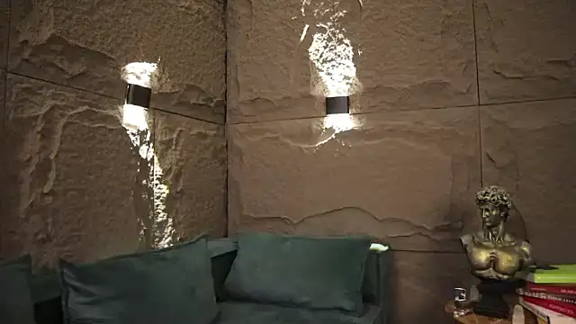 DannSaenz online show from 03-07-25, 01:42