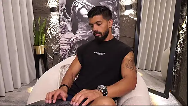 DannSaenz online show from 03-26-26, 01:17