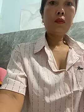 Linaannn online show from 11-02-25, 09:39