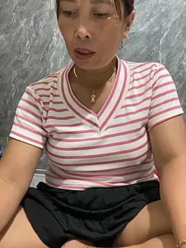 Linaannn online show from 07-07-26, 07:23