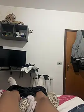 Lilyassjdhz online show from 04-25-26, 11:46