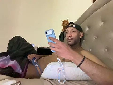 Snapshot of esteraulxxx chatting on 10-05-25, 04:49 esteraulxxx online show from 10-05-25, 04:49