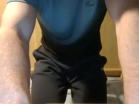 Snapshot of rugbyboy22 chatting on 09-12-25, 05:02 rugbyboy22 online show from 09-12-25, 05:02