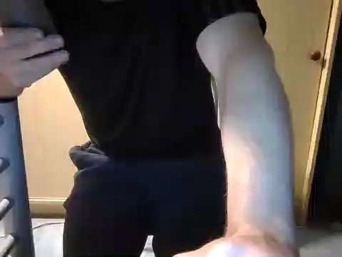 Snapshot of rugbyboy22 chatting on 10-23-25, 05:12 rugbyboy22 online show from 10-23-25, 05:12