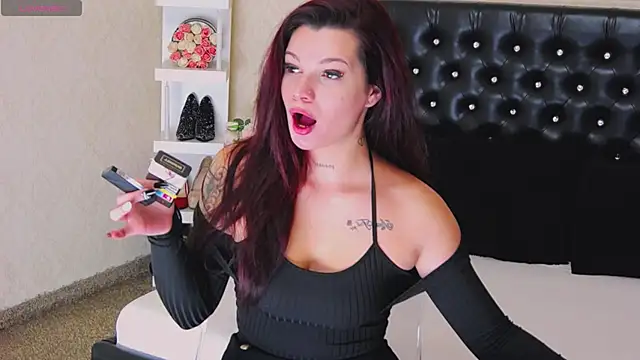 Allisonn223 online show from 11-28-25, 02:42