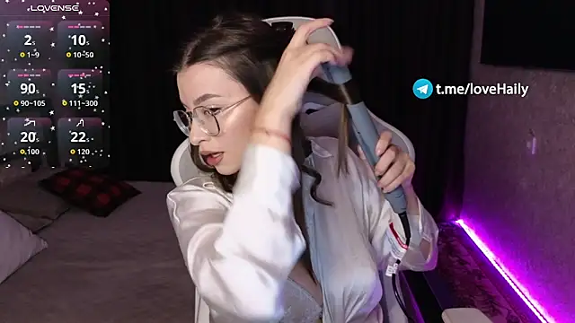 EuphoriaHaily online show from 11-05-25, 01:22