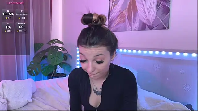 Snapshot of Veronica_leal chatting on 05-11-26, 08:20 Veronica leal online show from 05-11-26, 08:20