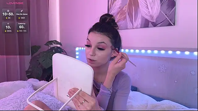Snapshot of Veronica_leal chatting on 05-20-26, 10:21 Veronica leal online show from 05-20-26, 10:21