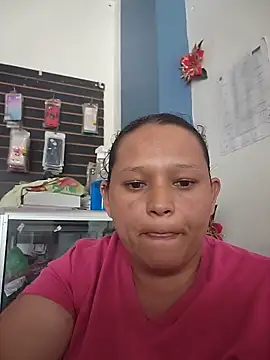 Snapshot of Chicapicante chatting on 05-19-26, 04:24 Chicapicante online show from 05-19-26, 04:24