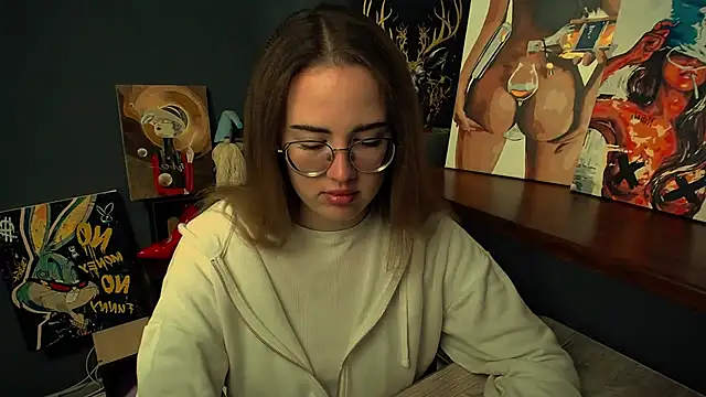 luxie milady online show from 12-05-25, 01:31