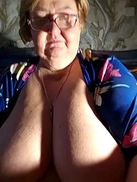 Awn290668 online show from 11-04-25, 05:28