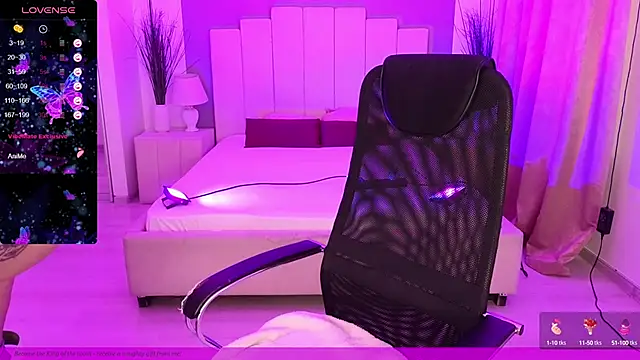 EVAshinyGIRL online show from 01-26-25, 10:45