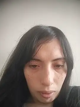 Snapshot of Mayer_09 chatting on 10-30-25, 04:19 Mayer 09 online show from 10-30-25, 04:19