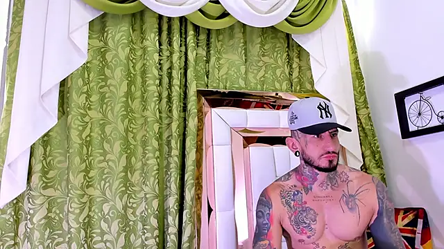 Snapshot of dilan_scootk_ chatting on 11-07-25, 06:41 dilan scootk online show from 11-07-25, 06:41