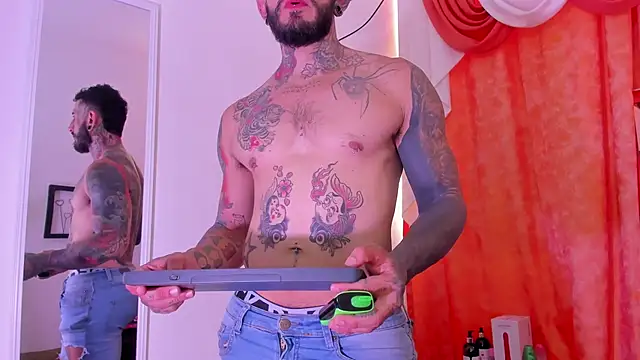 dilan scootk  online show from 03-26-26, 07:30