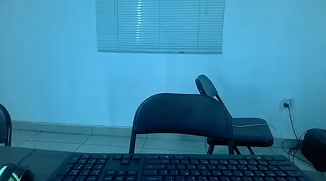 Snapshot of kisstoyousoon2024 chatting on 03-22-25, 01:41 kisstoyousoon2024 online show from 03-22-25, 01:41