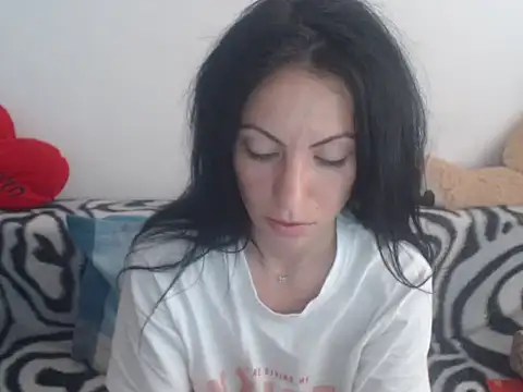 Emmatoo online show from 04-24-26, 12:40