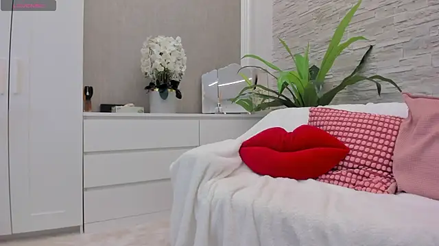 Jessy Jo online show from 07-13-26, 06:49