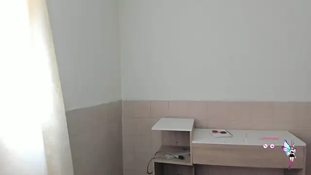 linnie  online show from 09-09-25, 06:18