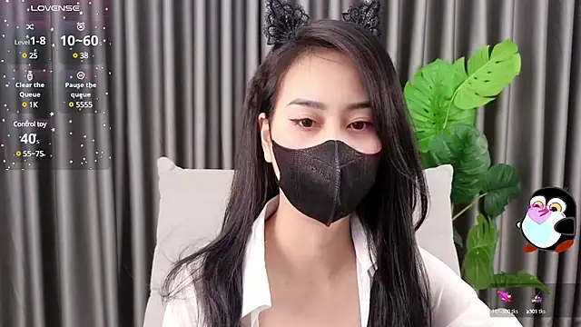 -----Sue----- online show from 02-20-25, 12:30