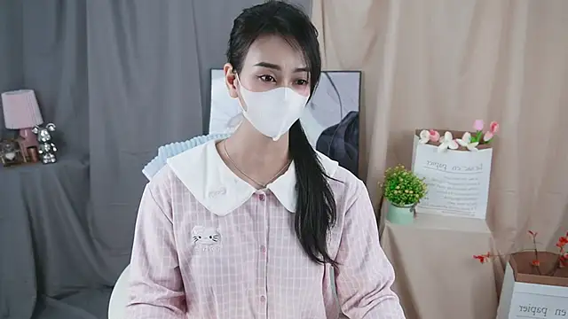 -----Sue----- online show from 01-13-26, 01:55