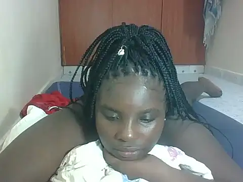 hotebbbyy online show from 05-08-26, 03:39