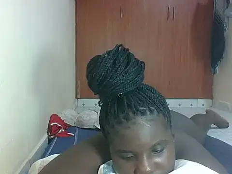 hotebbbyy online show from 05-15-26, 12:39