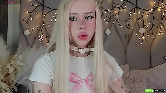 Joy Barker online show from 12-22-25, 03:25