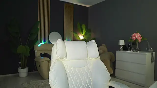 SweetBlondy35 online show from 03-20-26, 05:29