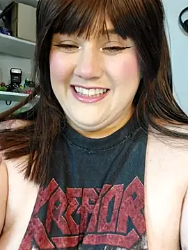 Snapshot of ItsNaiixa chatting on 02-27-26, 12:32 ItsNaiixa online show from 02-27-26, 12:32