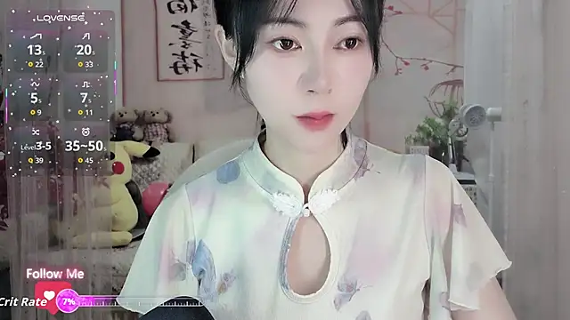 Lisa-s online show from 11-23-25, 02:44