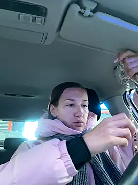 KateRedgar online show from 11-30-25, 11:58