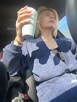 tanyagrey online show from 03-25-26, 07:36