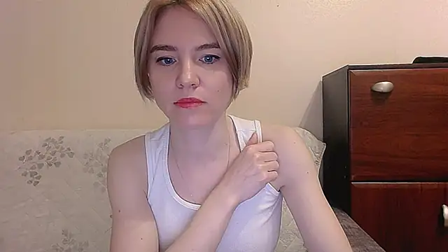 Snapshot of Eva_vagner chatting on 03-08-25, 01:17 Eva vagner online show from 03-08-25, 01:17