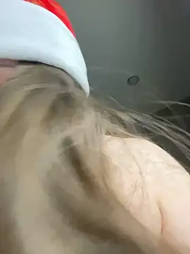 Snapshot of your_toxic_cum chatting on 01-02-25, 04:13 your toxic cum online show from 01-02-25, 04:13