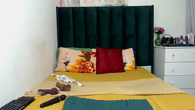 GaggingQueenxx online show from 11-17-25, 12:33