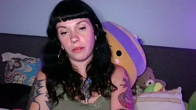 Marcelinegoddess online show from 09-17-25, 04:03