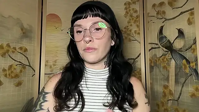 Snapshot of Marcelinegoddess chatting on 07-05-26, 03:34 Marcelinegoddess online show from 07-05-26, 03:34