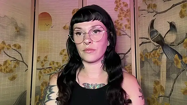 Snapshot of Marcelinegoddess chatting on 07-12-26, 04:14 Marcelinegoddess online show from 07-12-26, 04:14