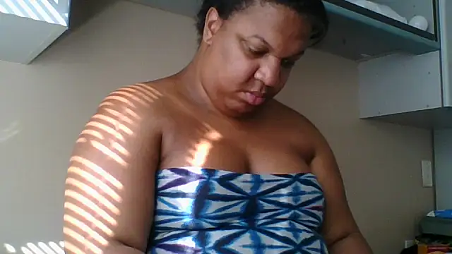 Badgirlbrittt online show from 11-24-25, 05:23