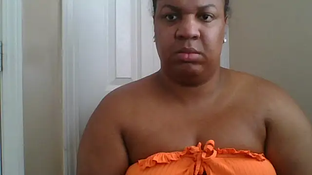 Badgirlbrittt online show from 12-16-25, 07:30